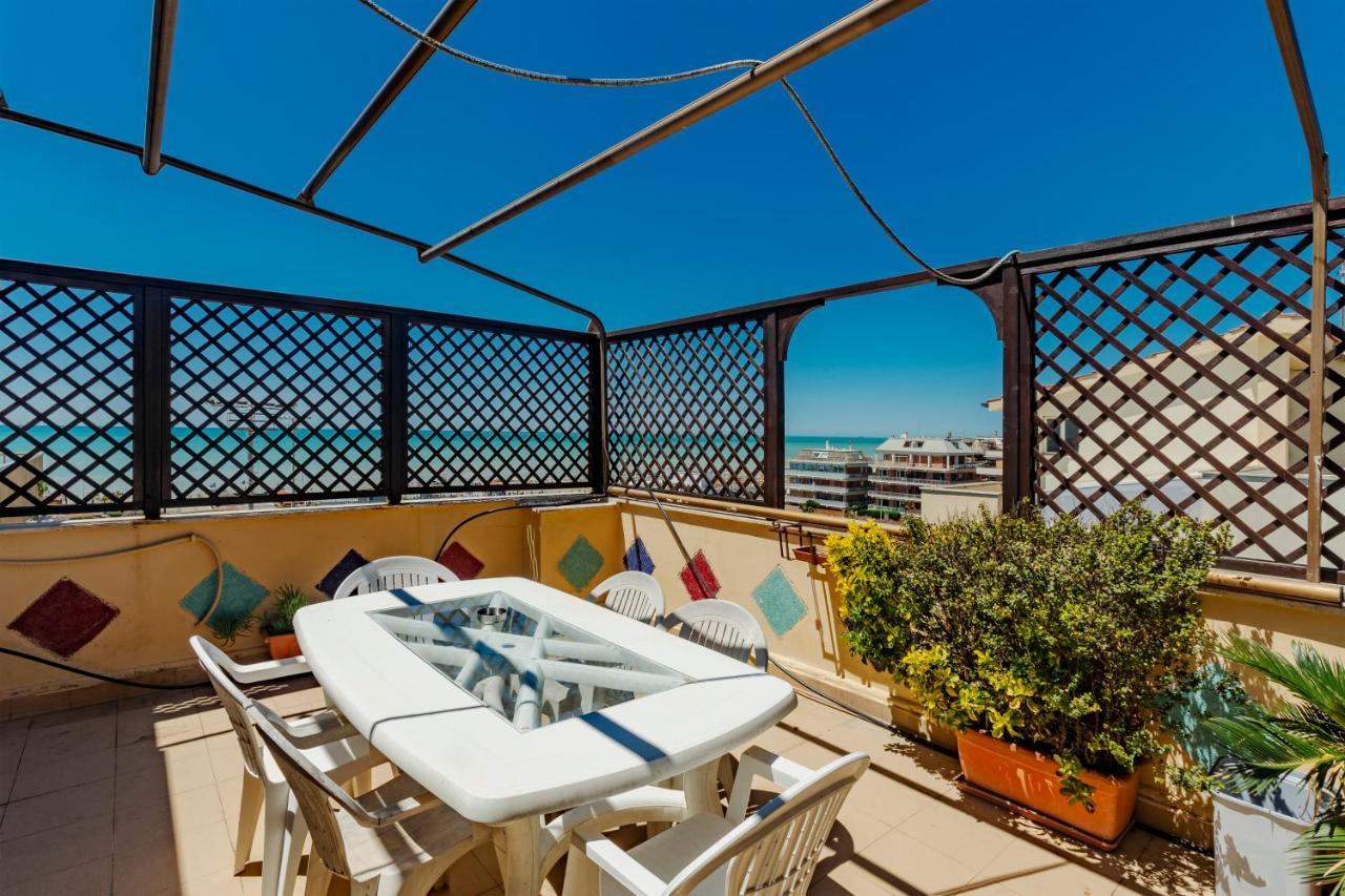 Appartamento Polo Natatorio Lido di Ostia Kültér fotó